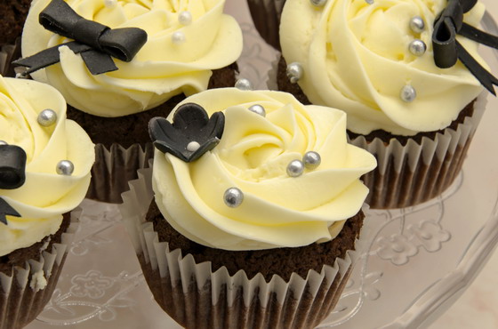 ��ɫ��ֽ��������д��Ӱ����ͼƬ�ز�