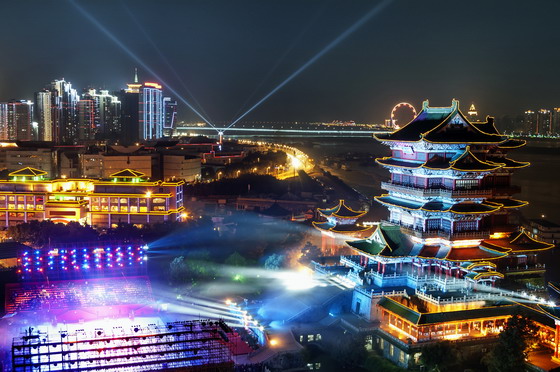 ҹ�������ƹ���з����Ӱ����ͼƬ�ز�