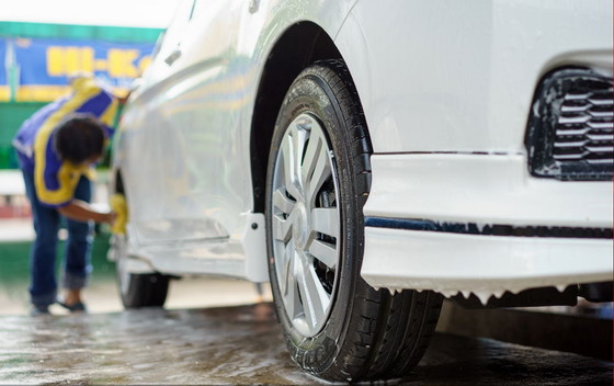 �ڽ�����ϴ�İ�ɫ������Ӱ����ͼƬ�ز�